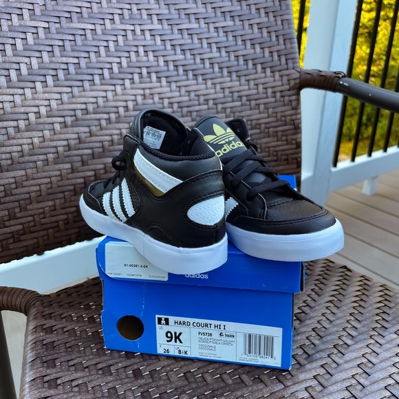 Adidas size 9. Only worn once for a picture. - Picture 2 of 3